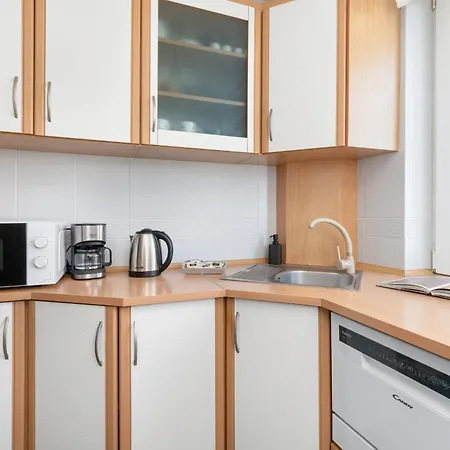 Wyjatkowy Dla 4 Osob W Gdyni By Renters Apartment Gdynia